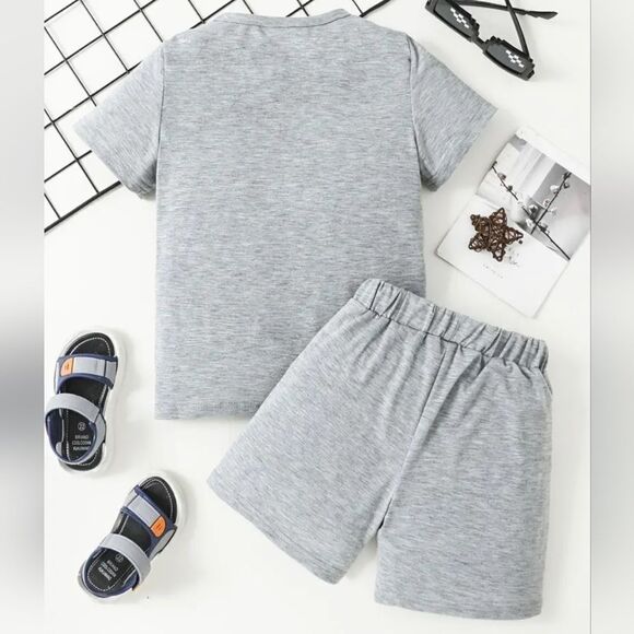 Retro Boys printed two-piece short set sz 5-6Y - Picture 2 of 6